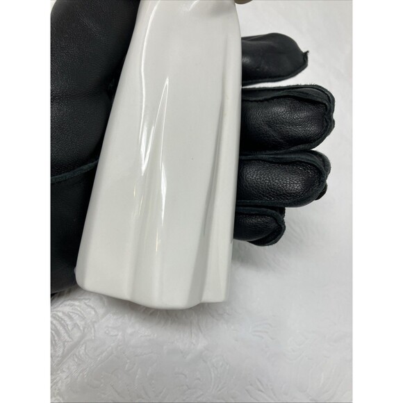 Lladro Girl In Nightgown Stretching Figurine 4872 Glossy Finish Spain - Picture 12 of 16